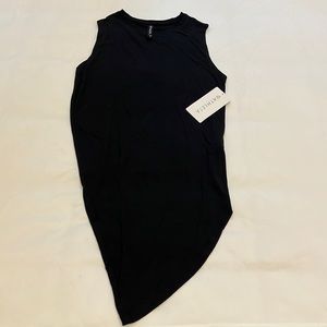 NWT Athleta top